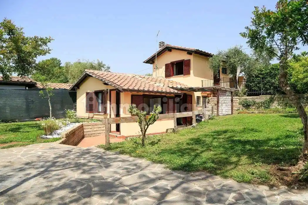Villa in affitto a Trevignano Romano