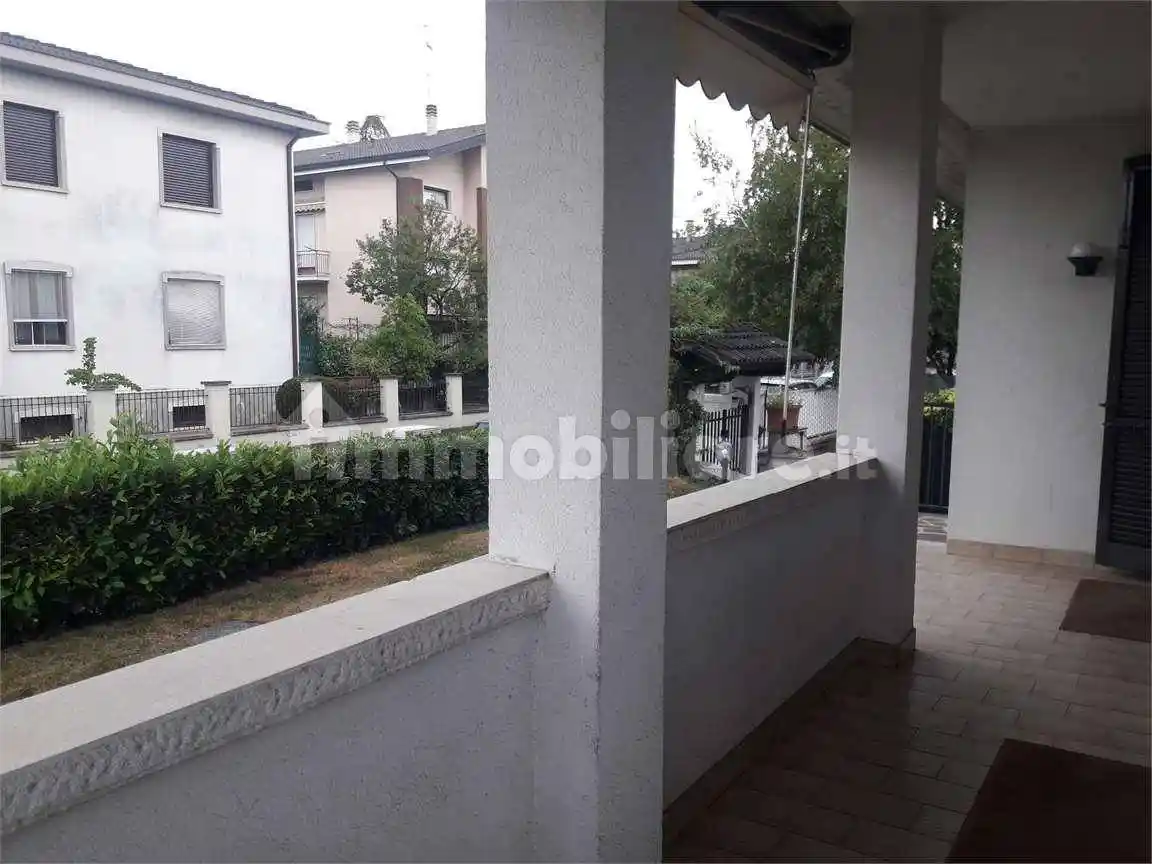 Villa in vendita a Piacenza