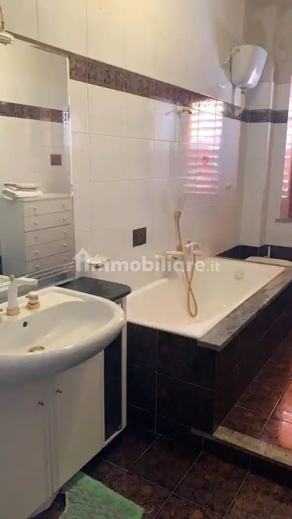 Quadrilocale viale Magna Grecia, Bova Marina - foto 4