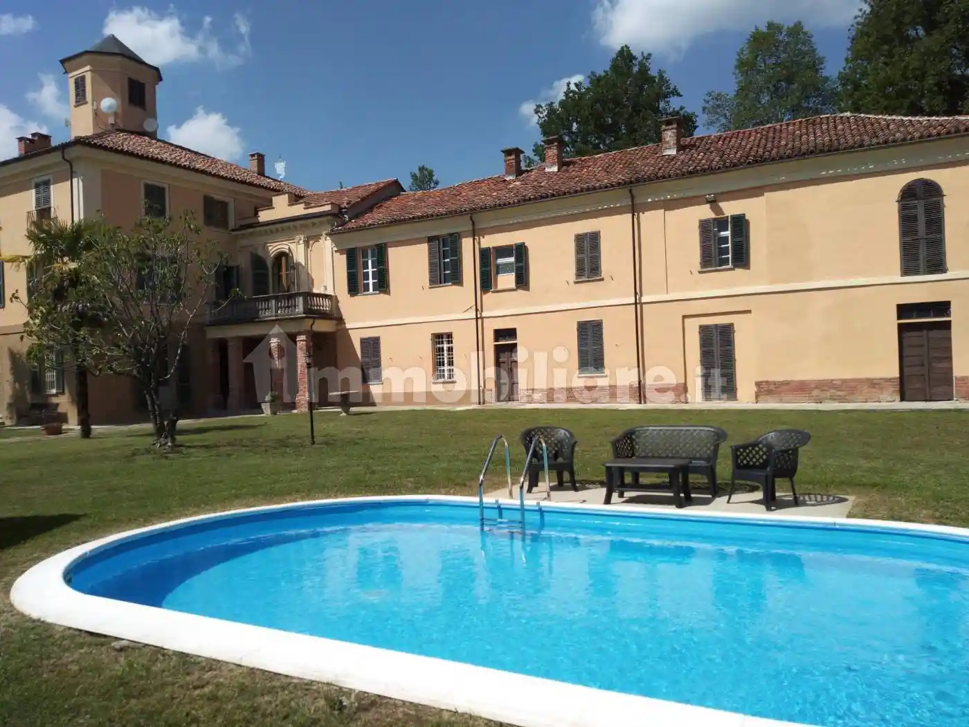 Rustico - Casale in vendita a Asti