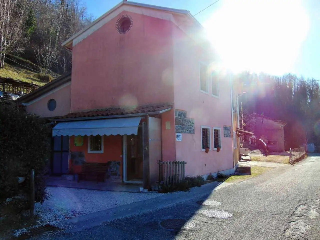 Terratetto unifamiliare 160 m², ottimo stato, Centro, Altissimo - foto 3