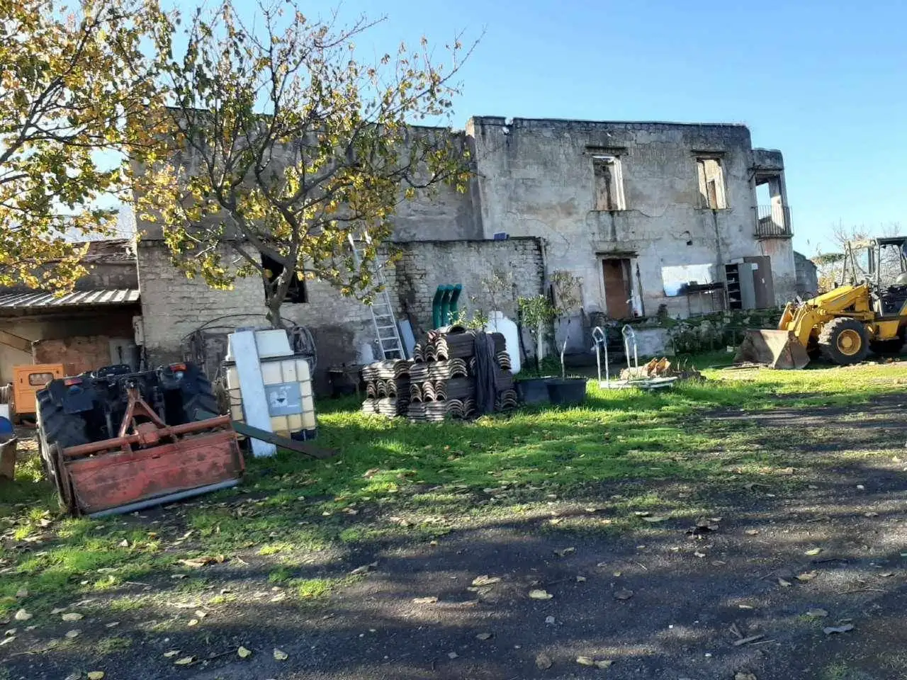 Palazzo - Edificio in vendita a Somma Vesuviana