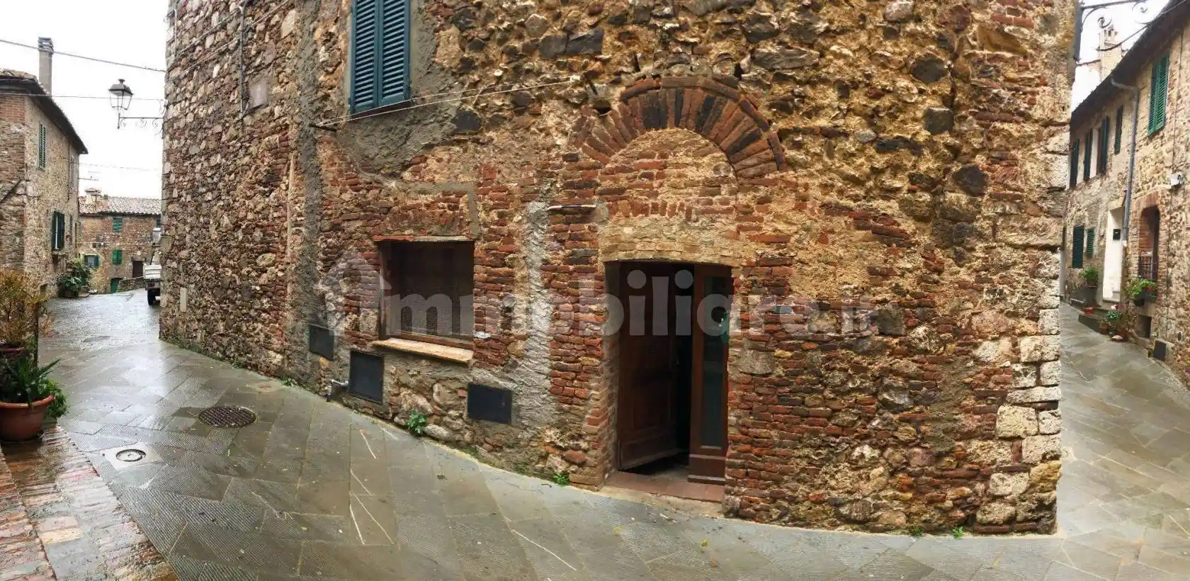 Appartamento in vendita a Monticiano