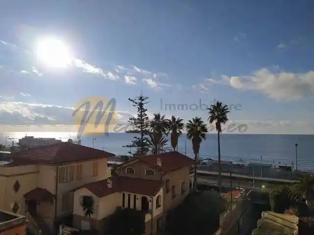 Appartamento in vendita a Bordighera