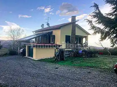Appartamento in affitto a Neviano degli Arduini