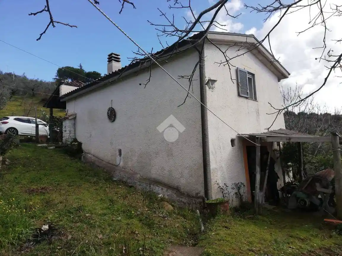 Rustico - Casale in vendita a Olevano Romano