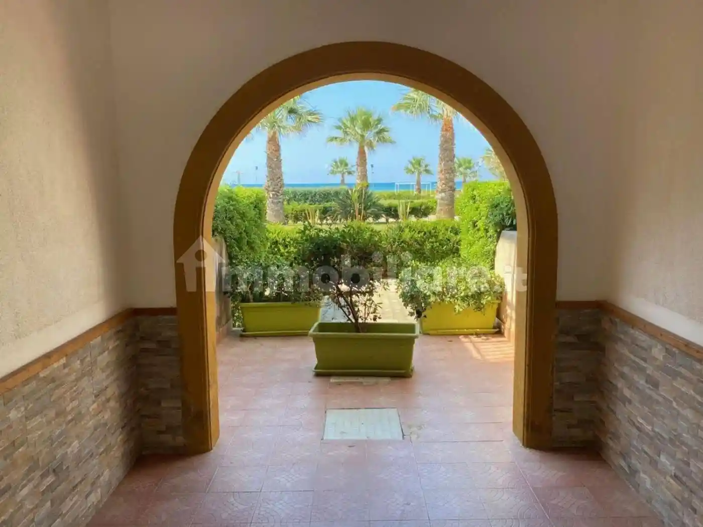 Villa in vendita a Campofelice di Roccella