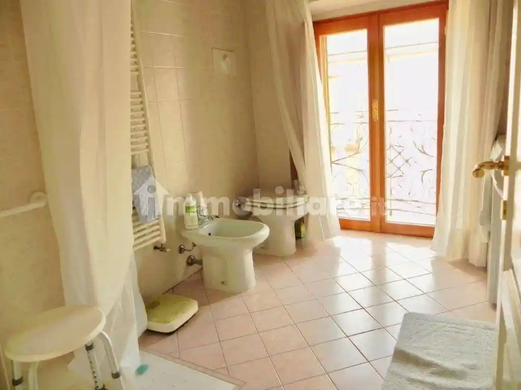 Appartamento in vendita a Bettola