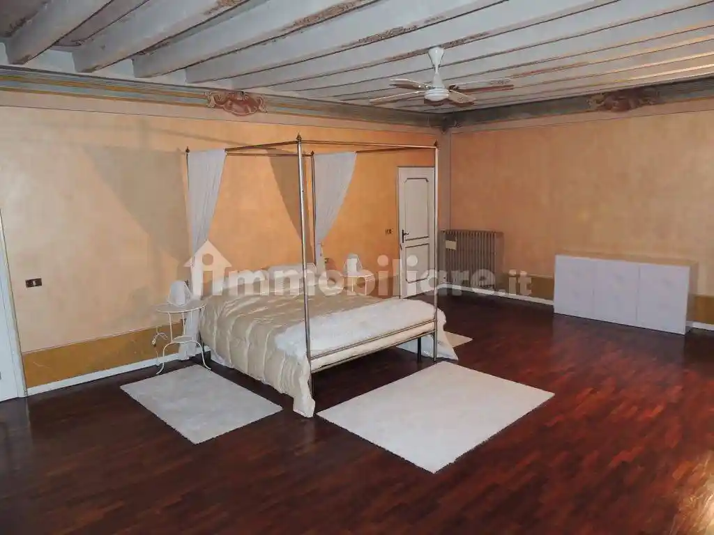 Palazzo - Edificio in Affitto - foto 3