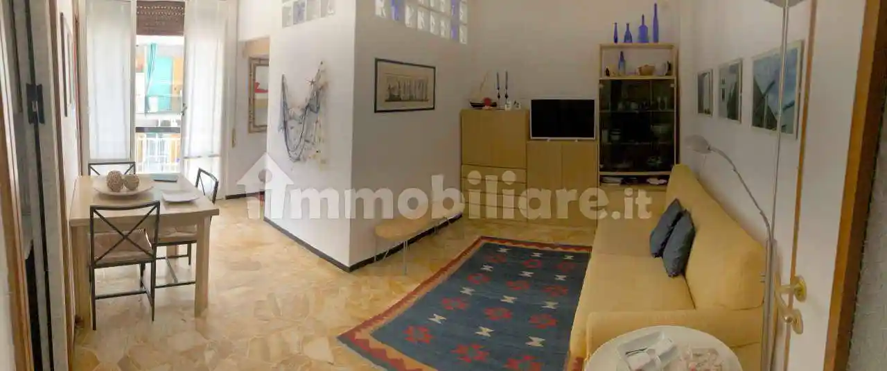 Appartamento in affitto a Finale Ligure