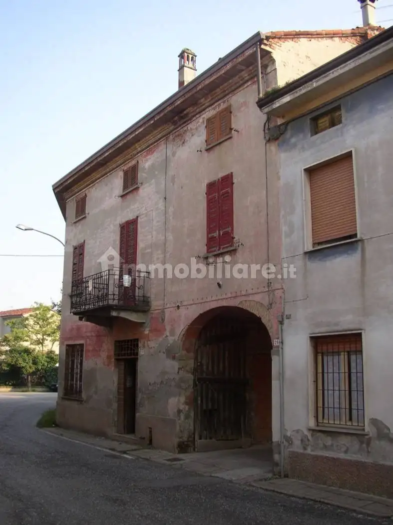 Appartamento in vendita a Pescarolo ed Uniti