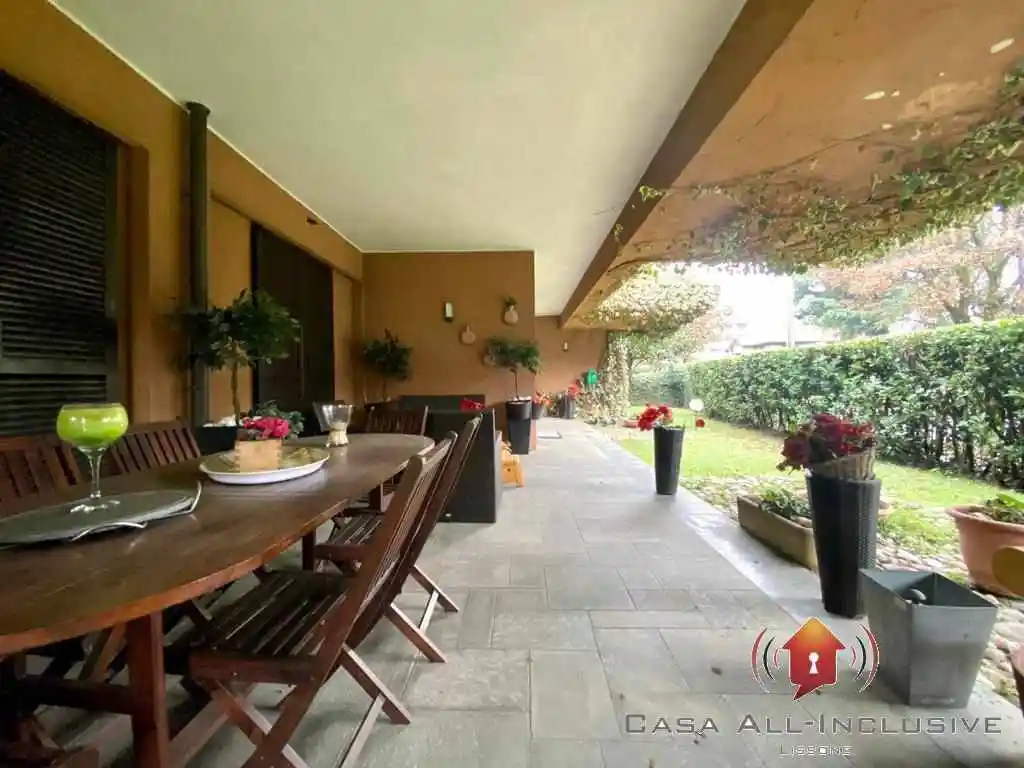 Villa in vendita a Seveso