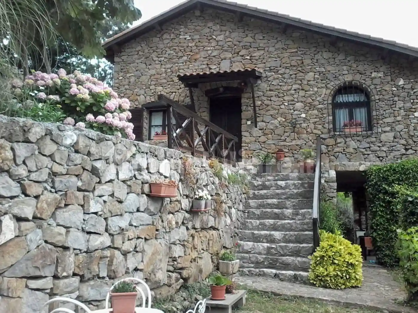 Villa in vendita a Dolceacqua