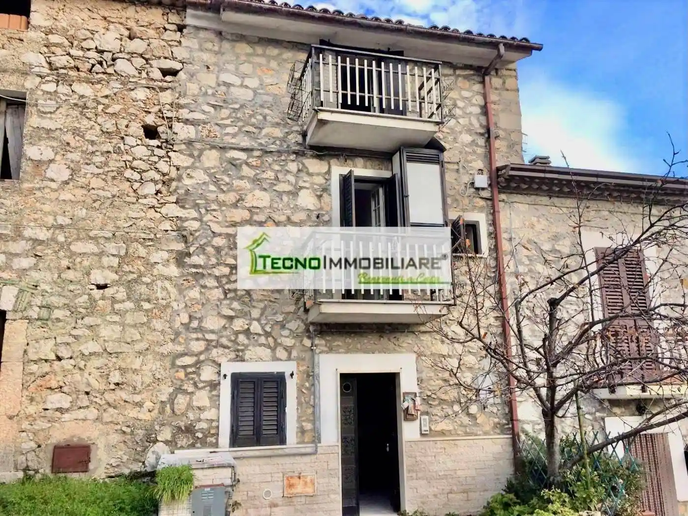 Casa indipendente in vendita a Pico