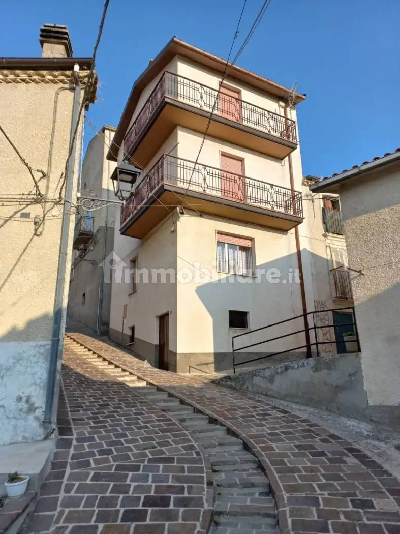 Villa in vendita a Celenza sul Trigno