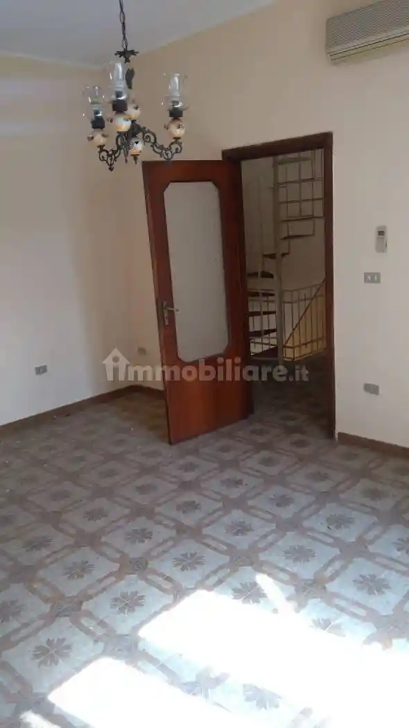 Bilocale via Anfiteatro 3, Avella - foto 3