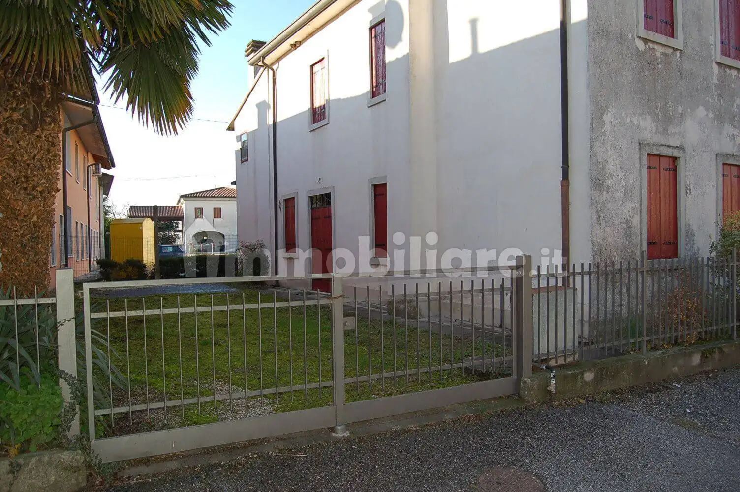 Casa indipendente in vendita a Pozzoleone