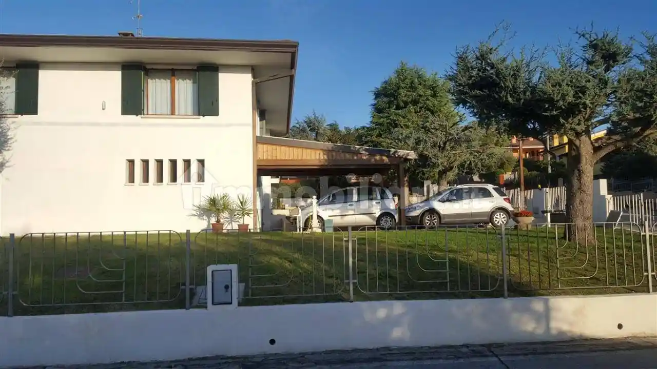 Casa indipendente in vendita a Baone