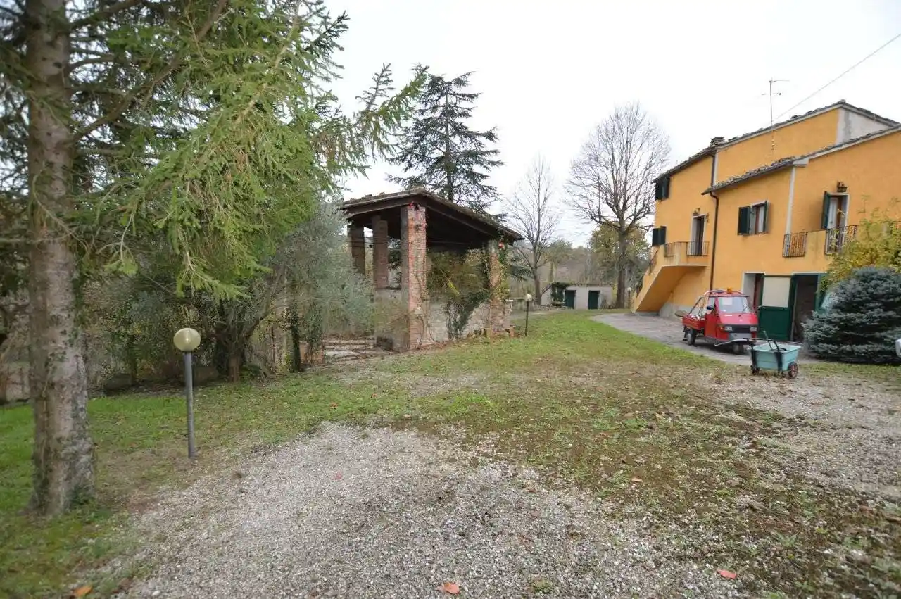 Casa indipendente in vendita a Cupramontana