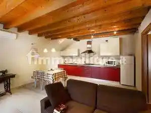 Trilocale ottimo stato, terzo piano, Città Alta, Bergamo - foto 4