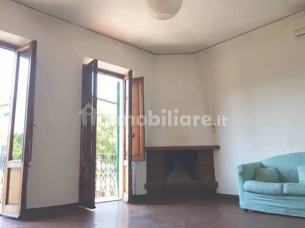 Casa indipendente in affitto a Firenze