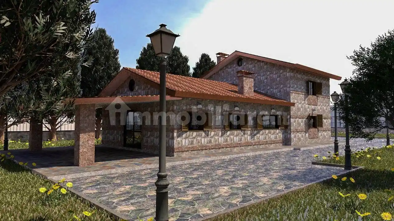 Rustico - Casale in vendita a Latina