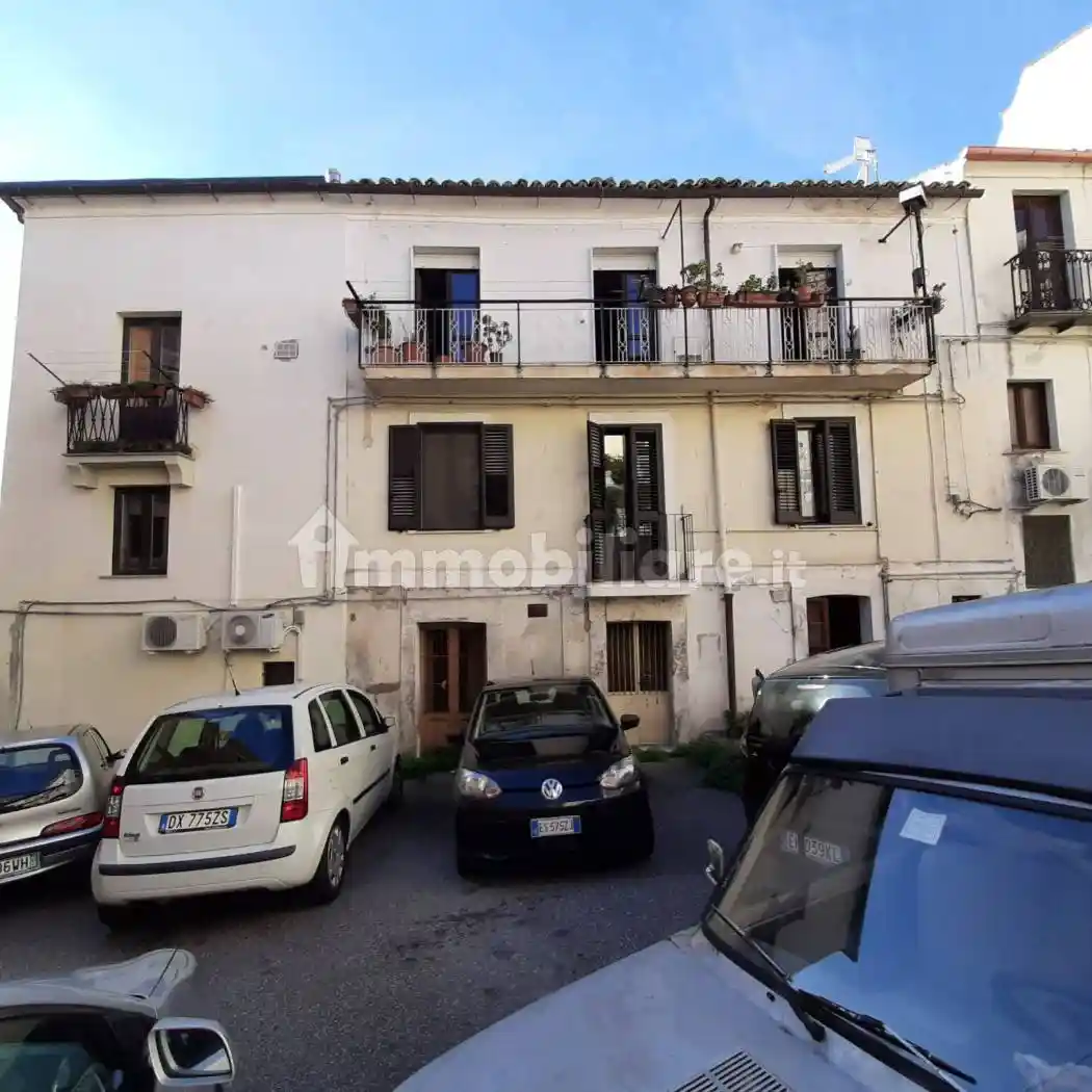 Quadrilocale discesa Pietra Viva, Centro Storico, Catanzaro - foto 2
