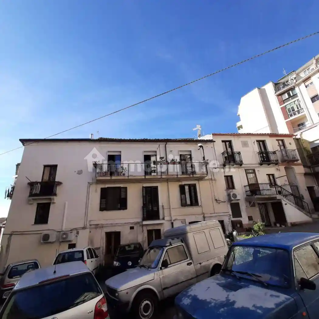 Quadrilocale discesa Pietra Viva, Centro Storico, Catanzaro - foto 3