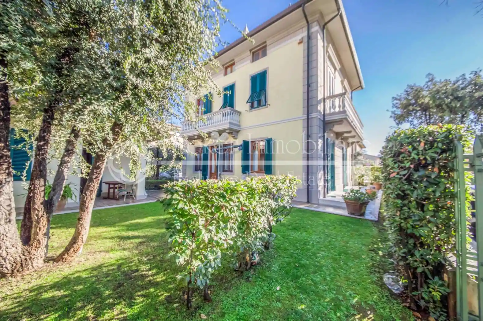 Villa in vendita a Camaiore