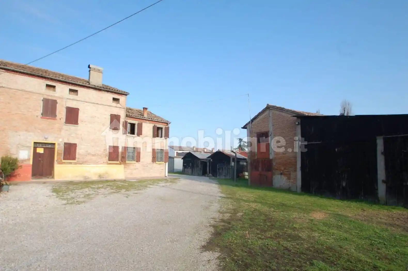 Rustico - Casale in vendita a Ferrara