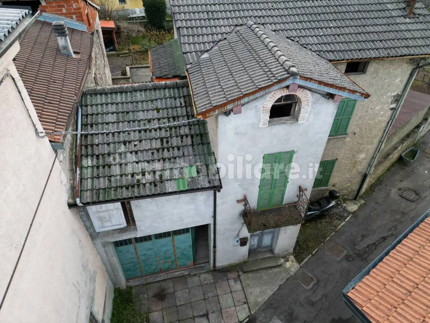 Casa indipendente in vendita a Laino