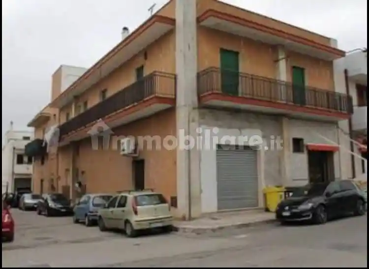 Appartamento in vendita a Oria