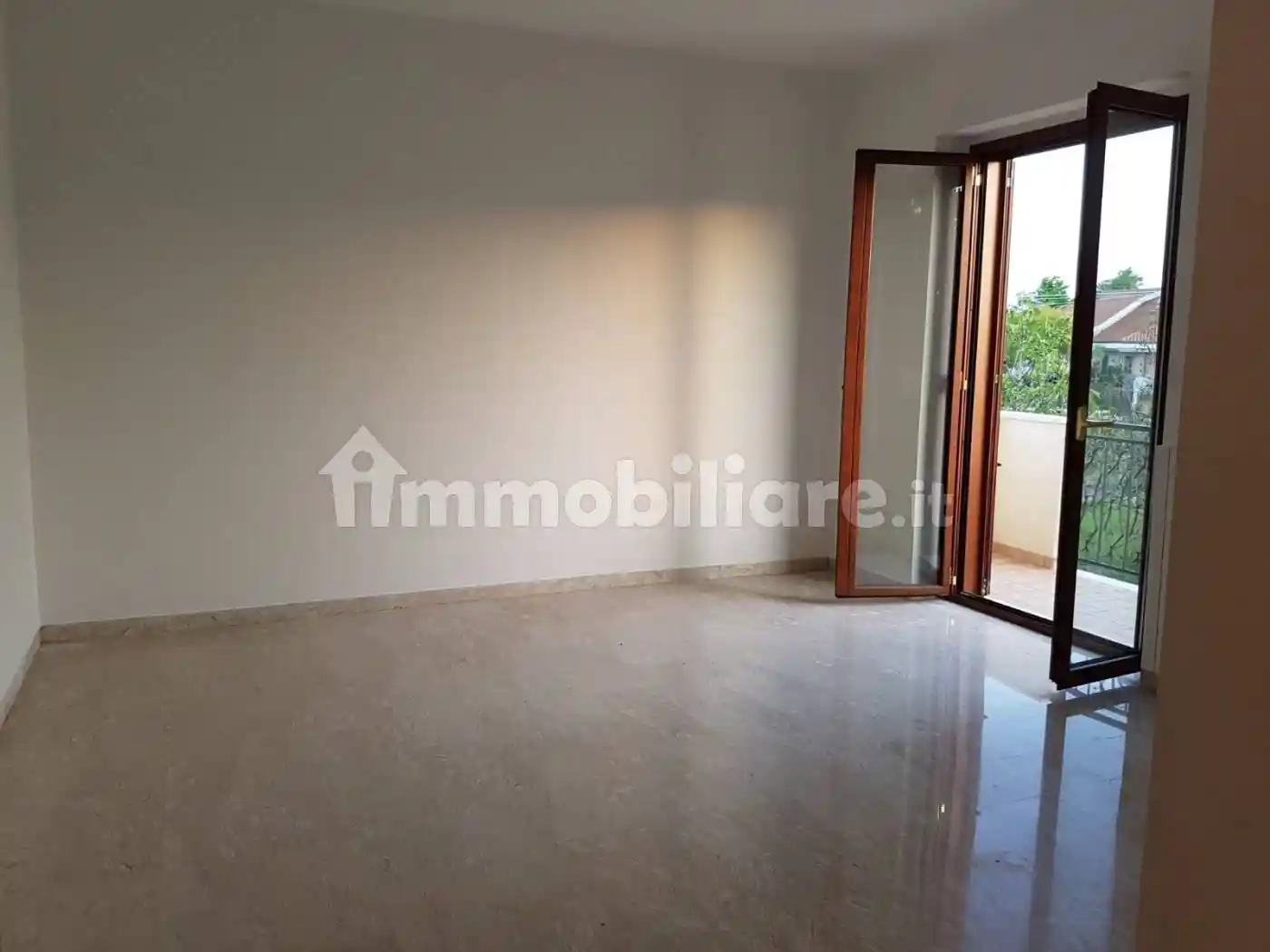 Villa unifamiliare Contrada Casebruciate, Via Venezia - Lungofiume Paolucci, Collecorvino - foto 3