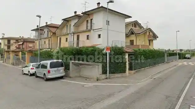 Villetta a schiera in vendita a Treviglio