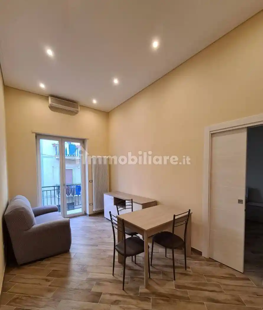 Appartamento in affitto a Napoli