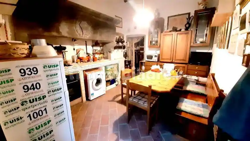 Appartamento in vendita a Cavriglia