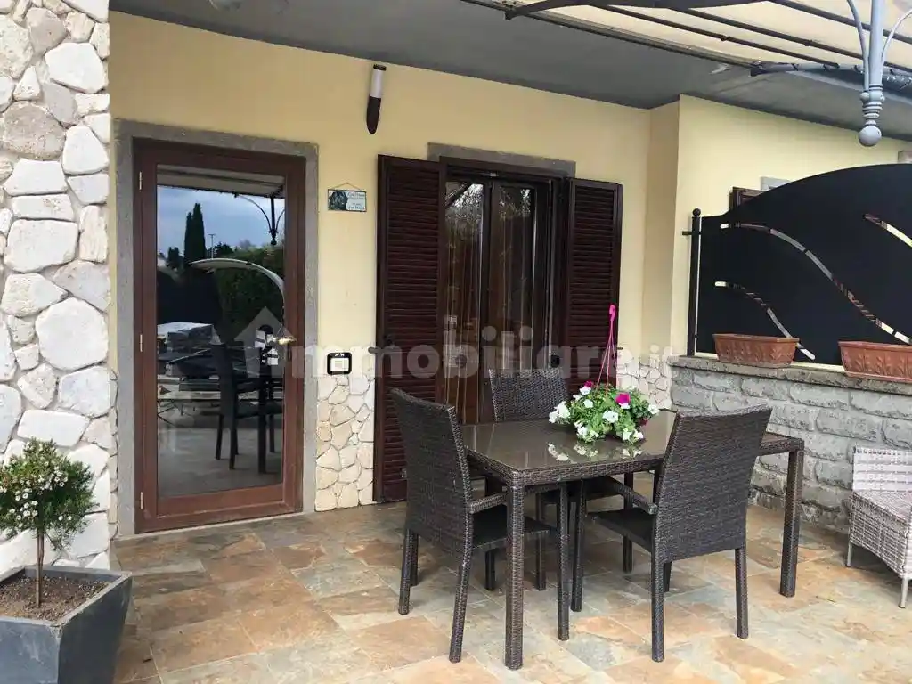 Villetta a schiera in vendita a Bomarzo