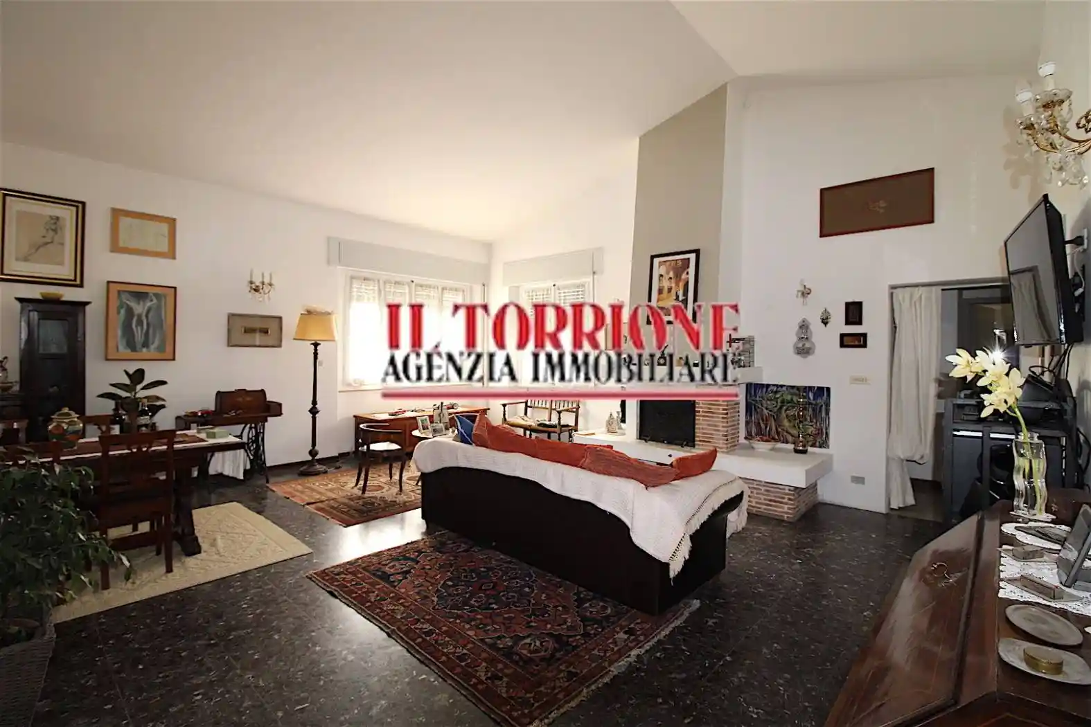 Villa in vendita a Uzzano