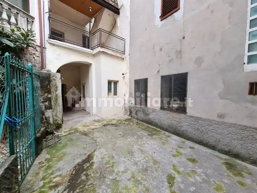 Casa indipendente in vendita a Vertova