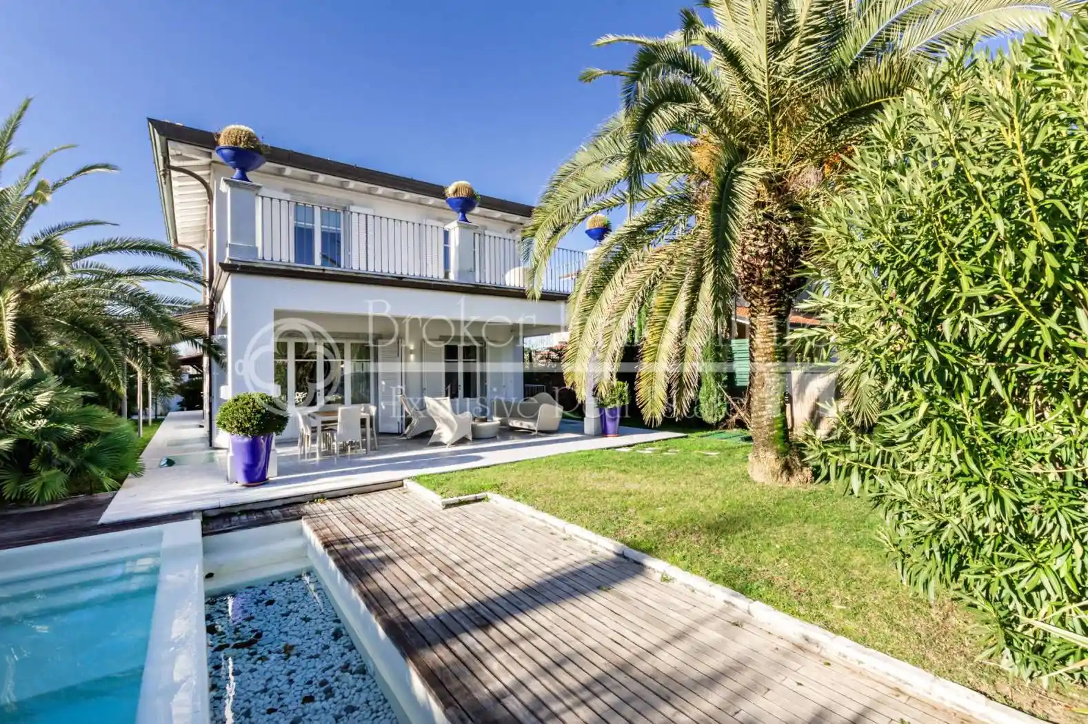 Villa in vendita a Forte dei Marmi