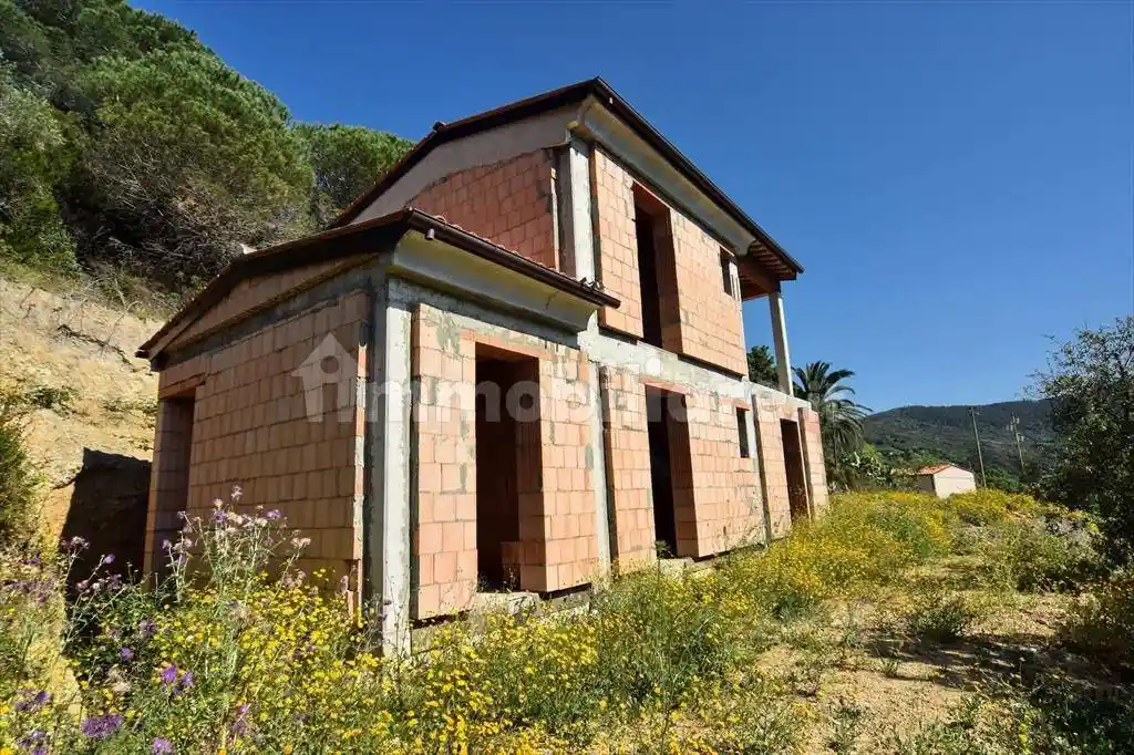Villa in vendita a Portoferraio