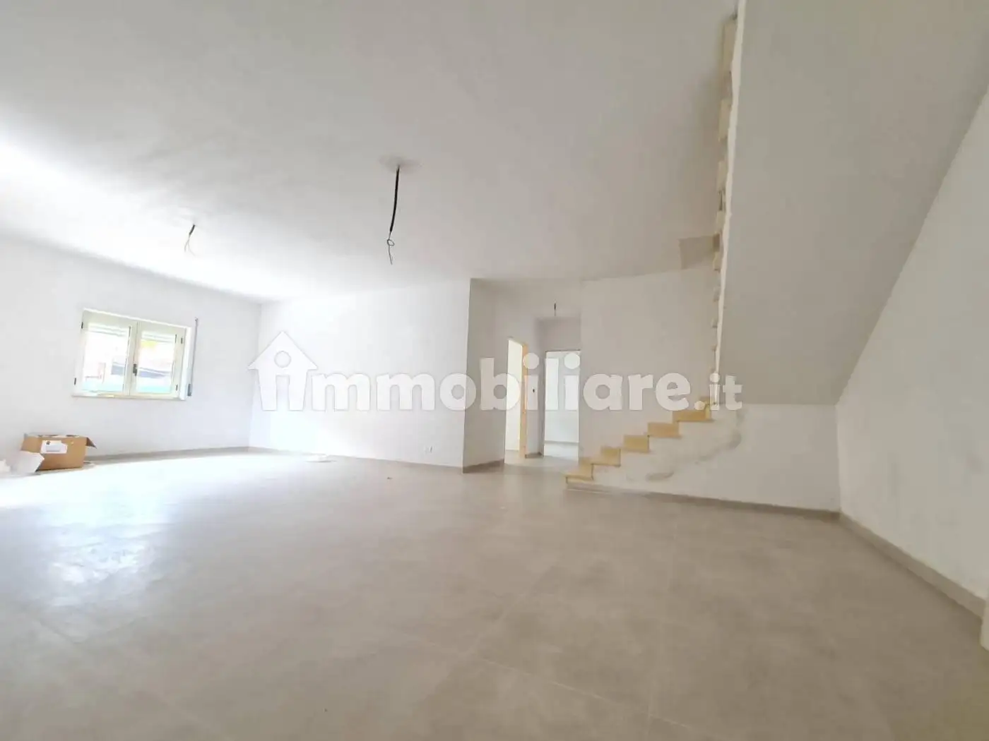 Appartamento nuovo, primo piano, Centro, Aprigliano - foto 4