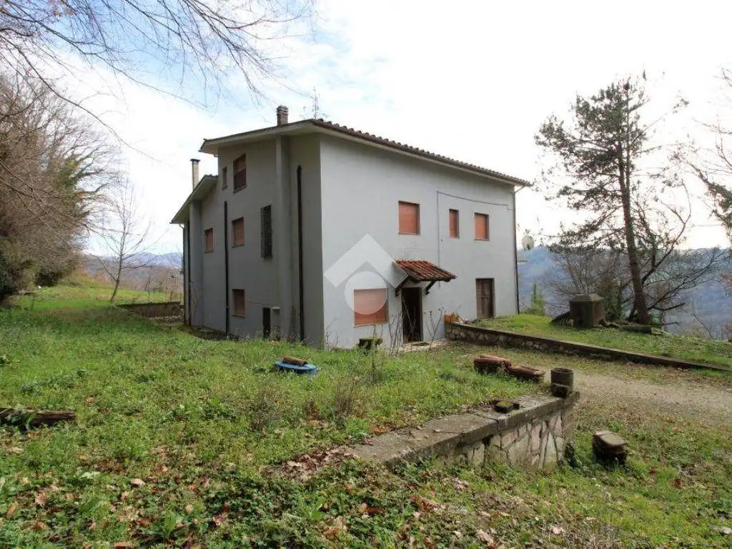 Villa in vendita a Casaprota