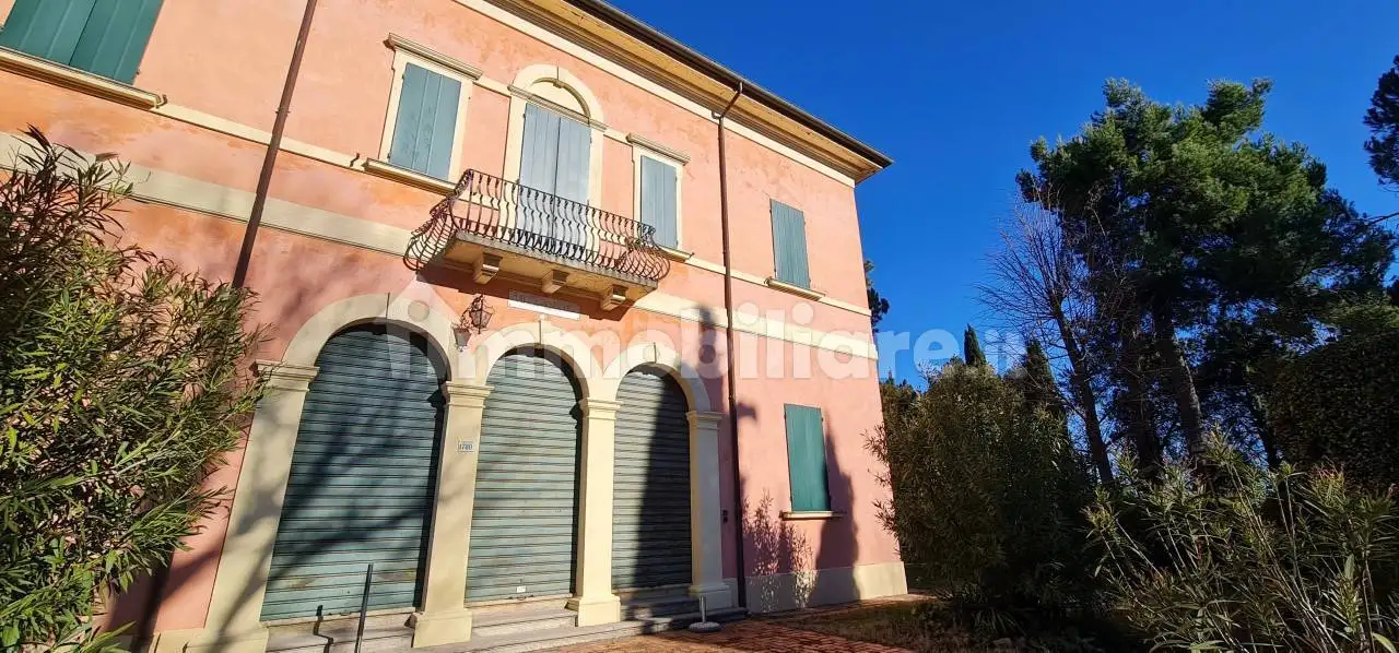 Villa in vendita a Cesena