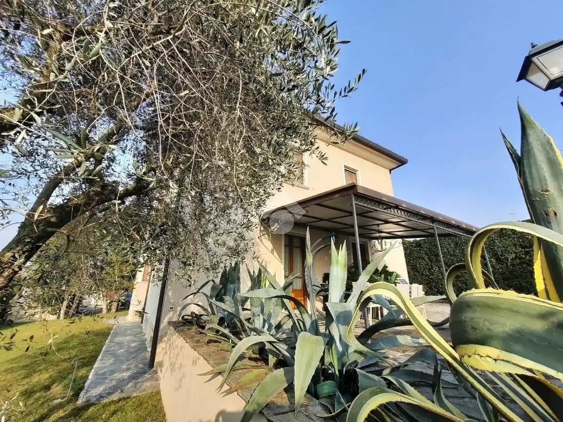 Villa in vendita a Erbusco