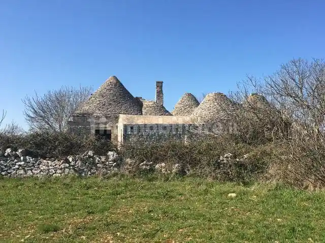 Rustico - Casale in vendita a Noci