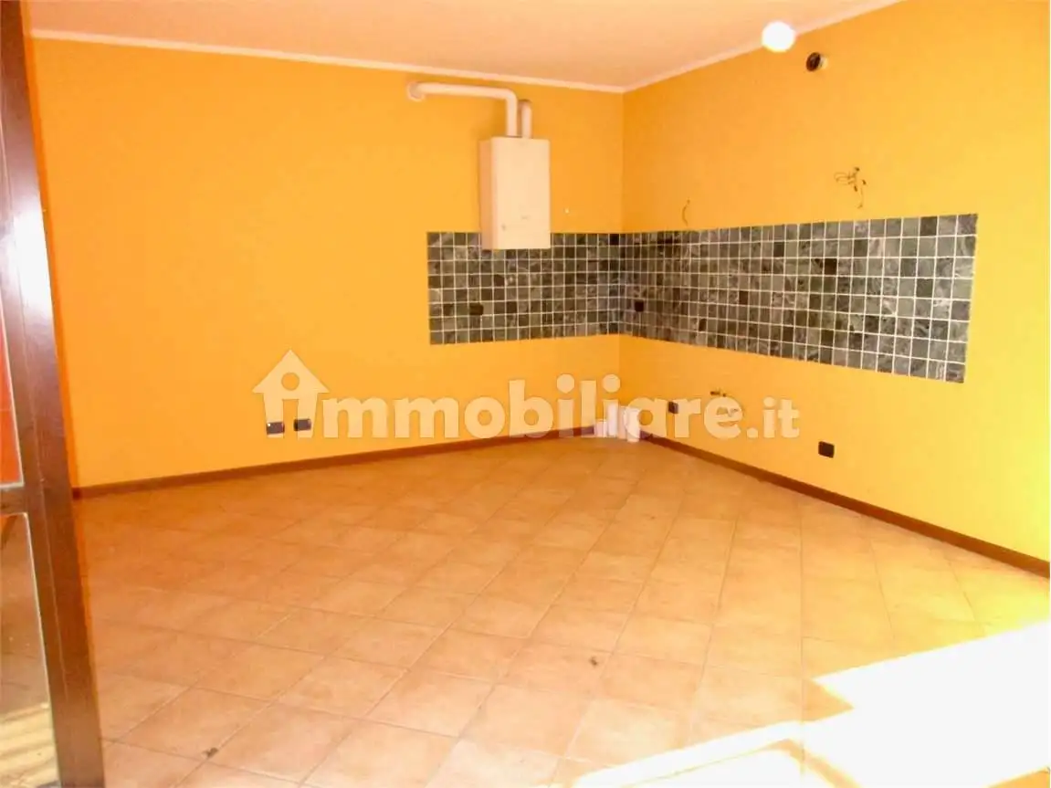 Trilocale via Partigiani, Capizzone - foto 2