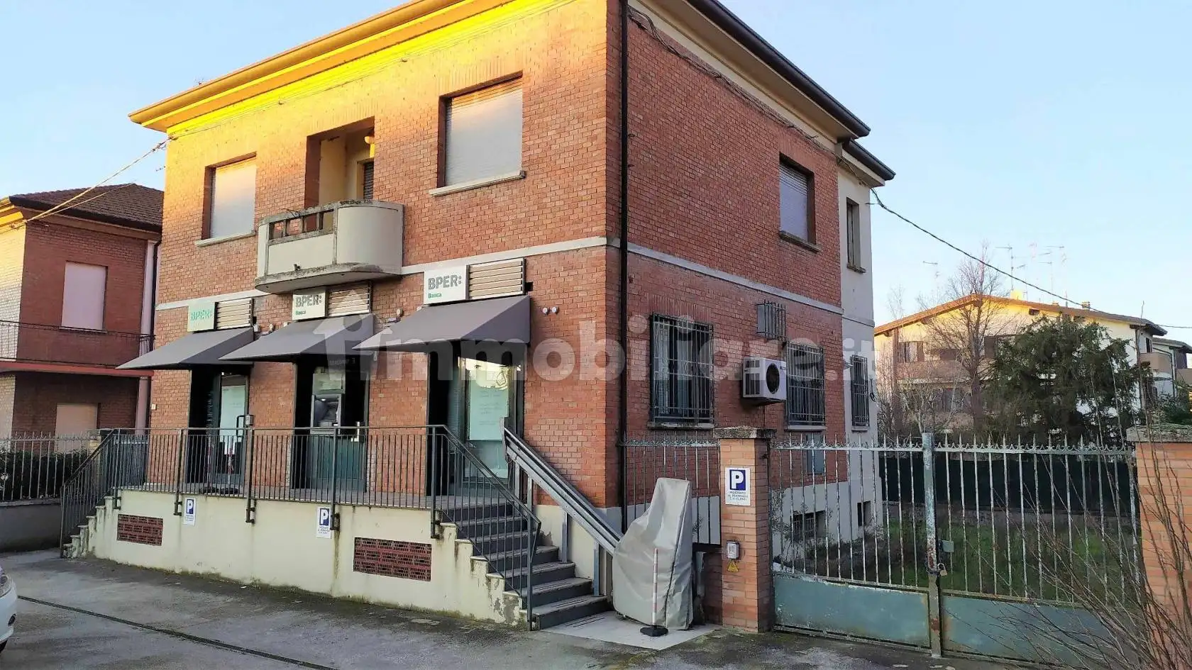 Palazzo - Edificio in vendita a Argenta