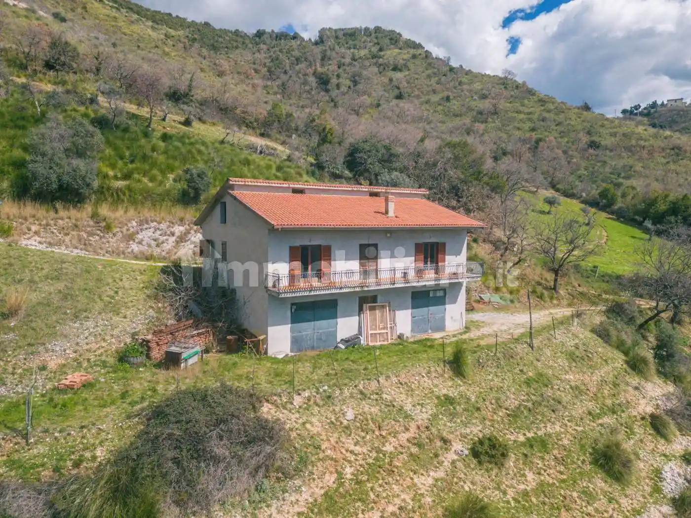 Villa in vendita a Montopoli di Sabina