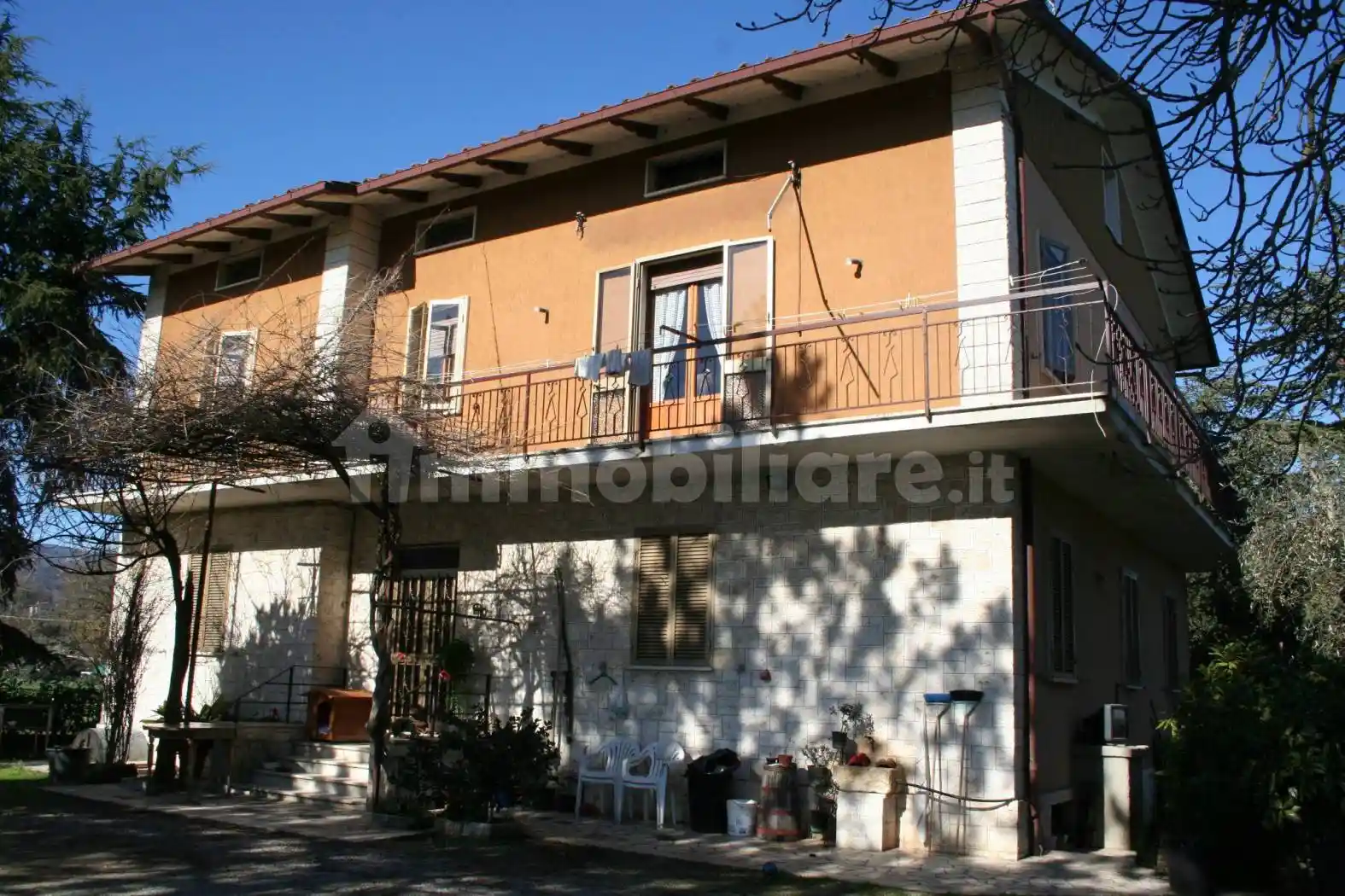 Villa in vendita a Sarteano